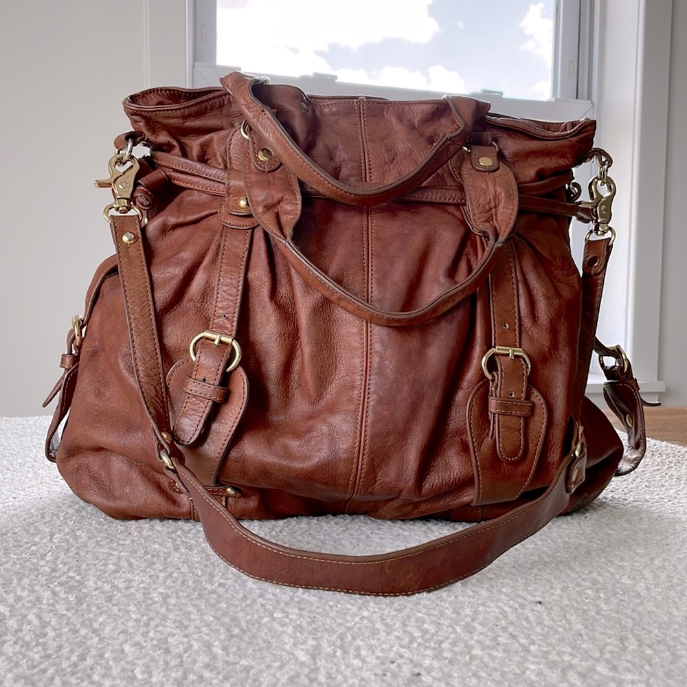 Genuine leather cognac shoulder bag